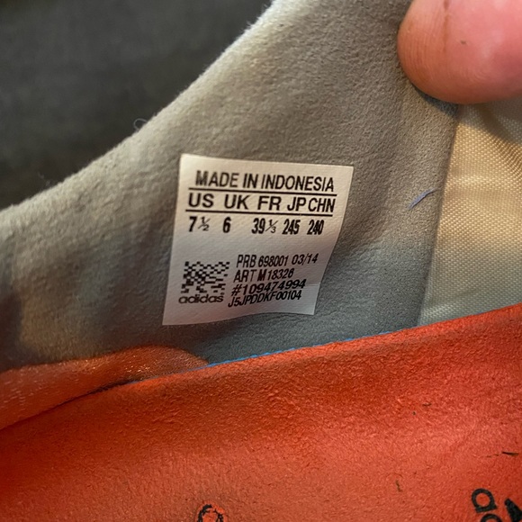 adidas Predator Instinct Womens edition size 7.5US - Picture 7 of 7